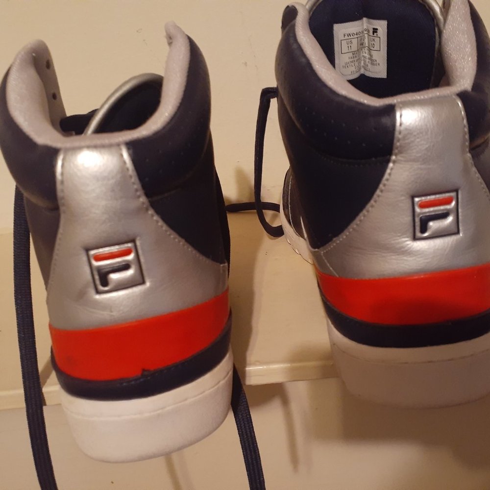 Fila - Picture 3 of 7